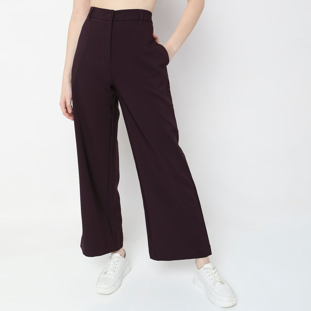 Women Wearing Regular Fit Solid High Rise Trouser