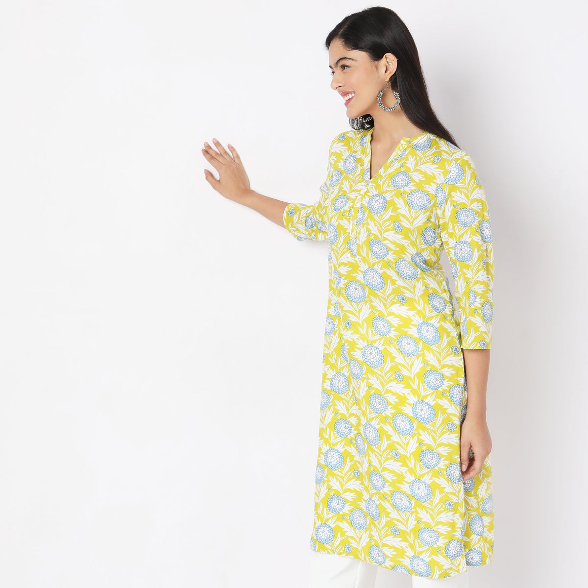 Straight Fit Floral Kurta