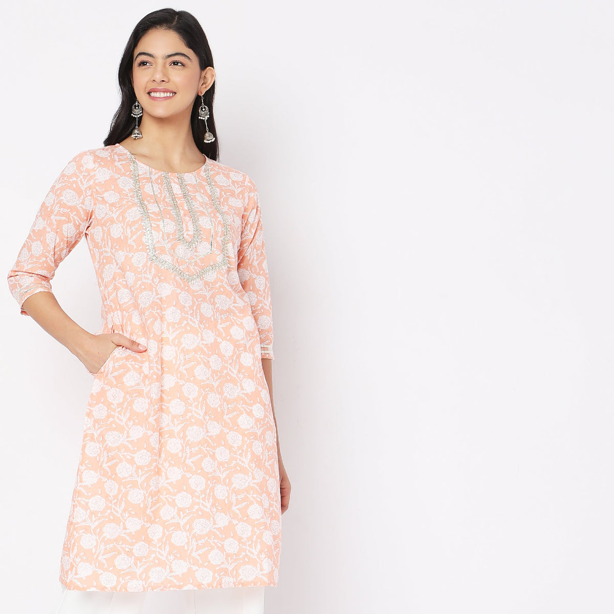 Straight Fit Printed Kurta