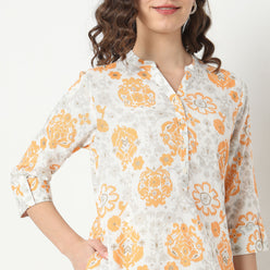 Straight Fit Printed Kurta