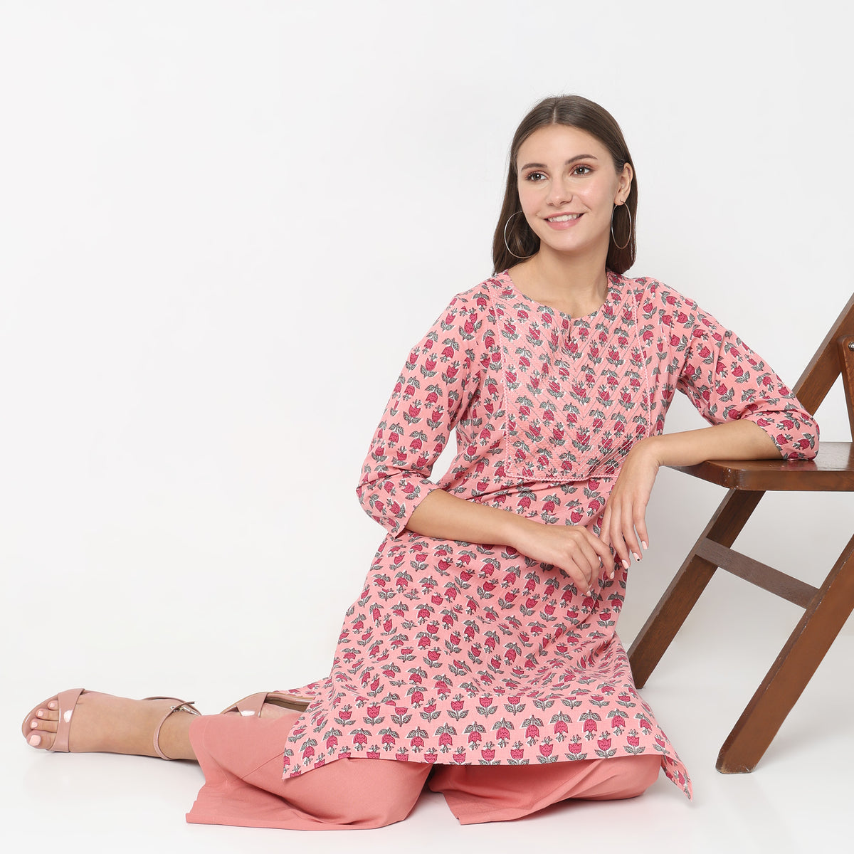 Straight Fit Printed Kurta