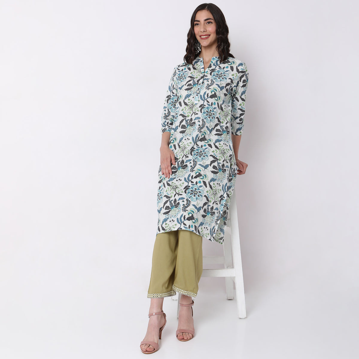 Straight Fit Printed Kurta