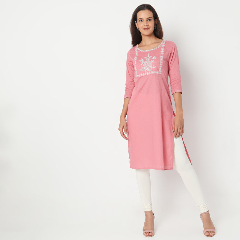 Straight Fit Embroidered Kurta