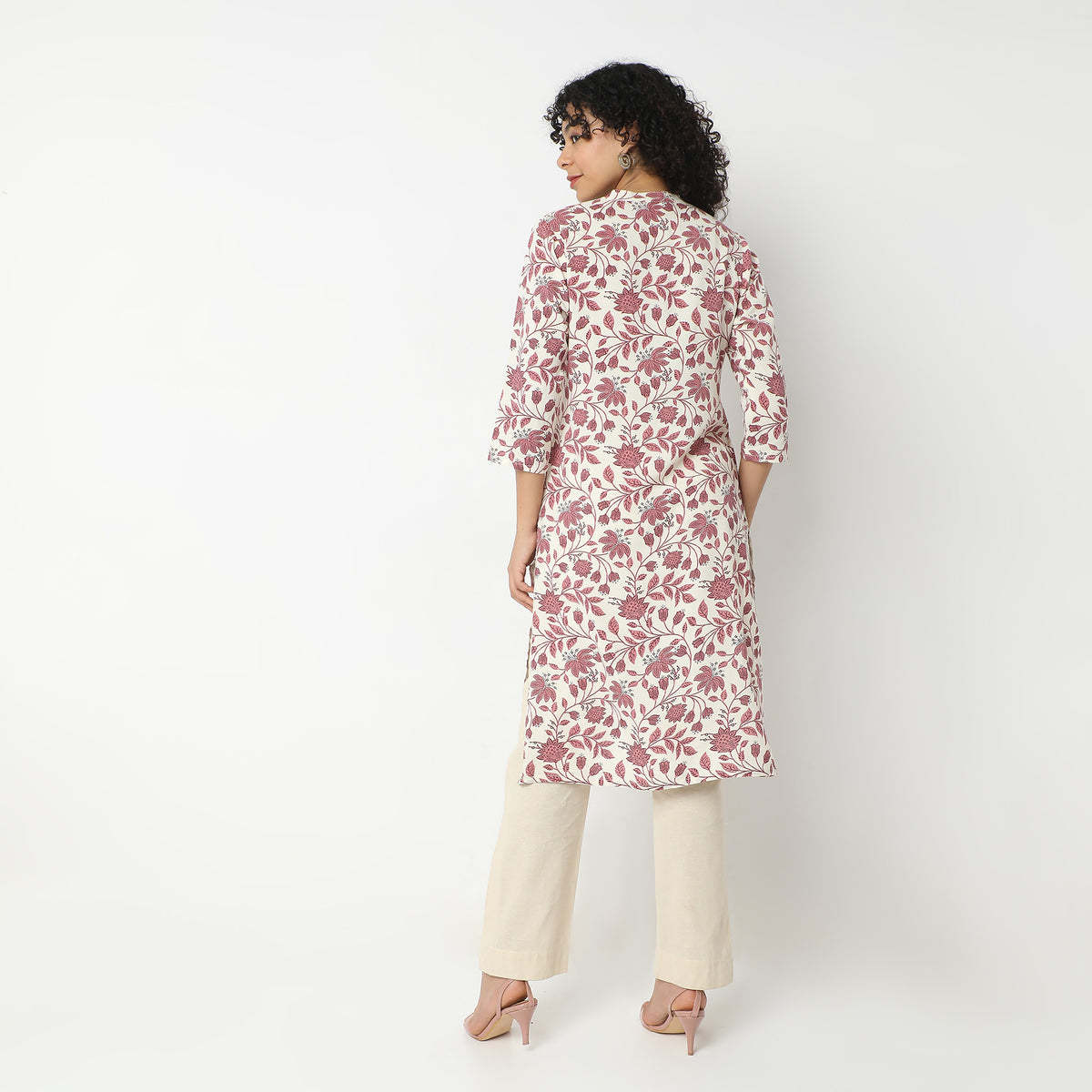 Straight Fit Printed Kurta