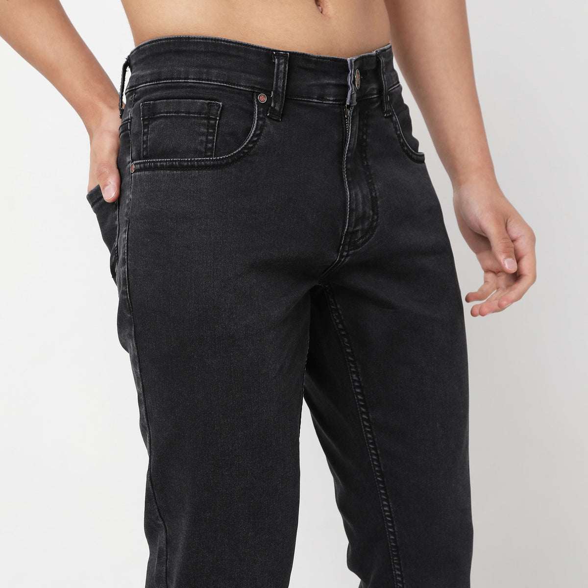 Straight Fit Solid Mid Rise Jeans