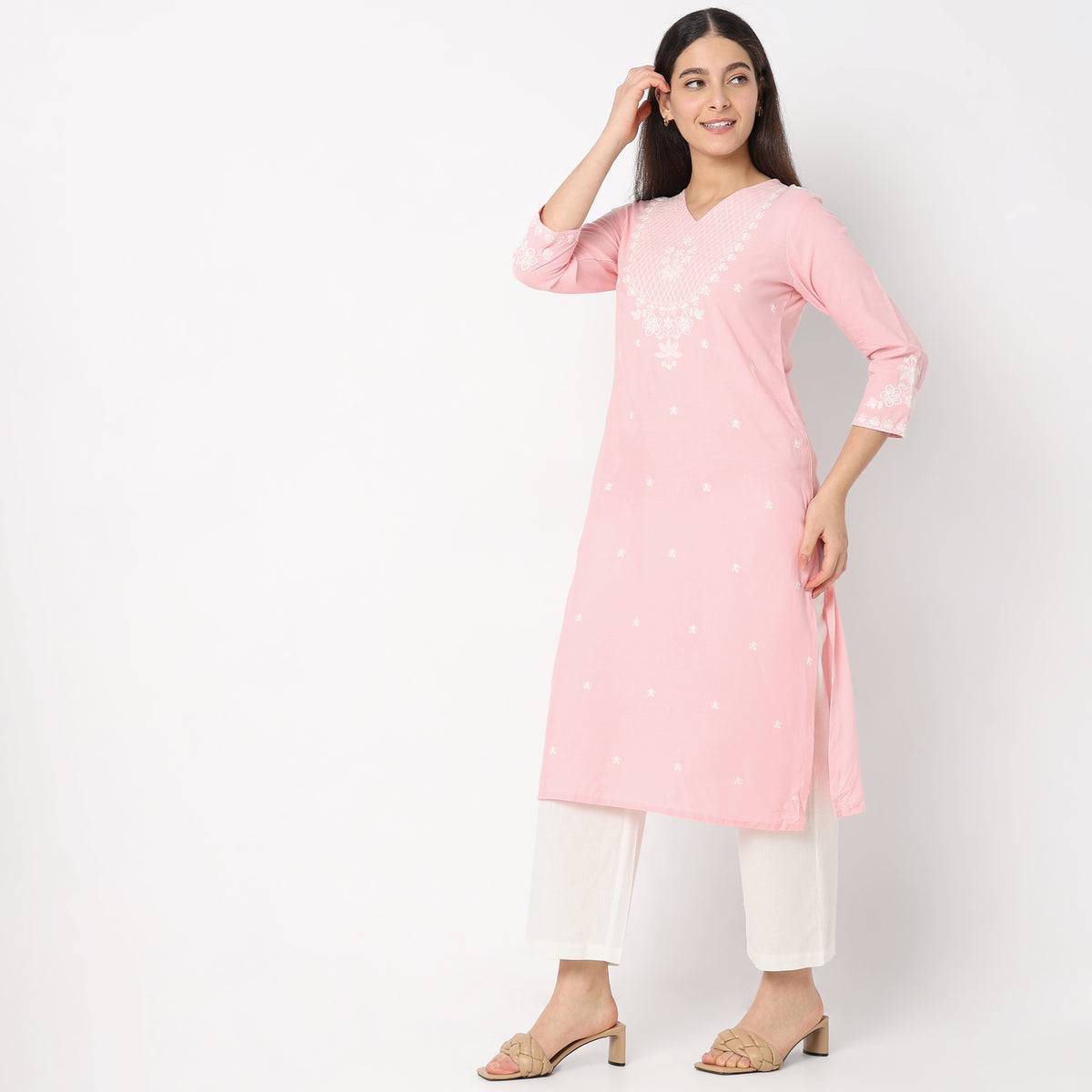 Straight Fit Embroidered Kurta