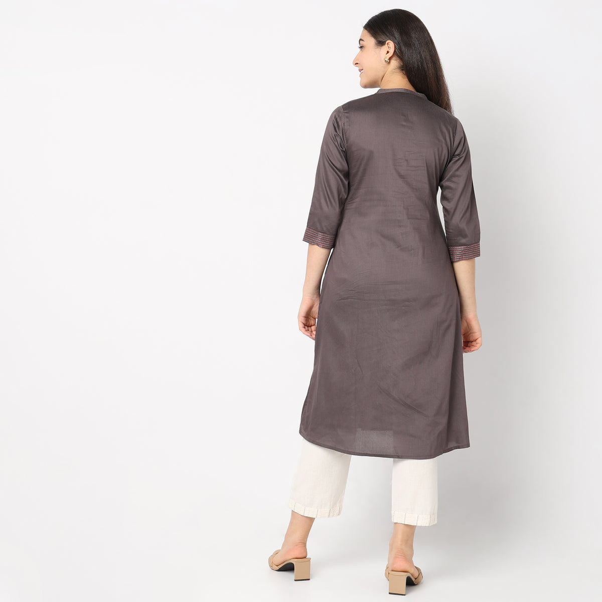 Regular Fit Embroidered Kurta