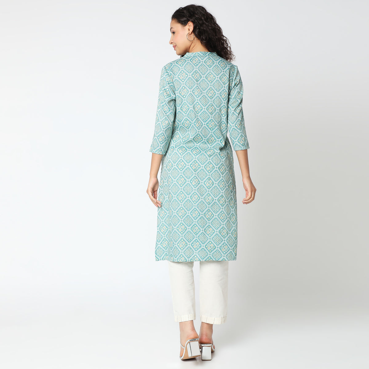 Straight Fit Printed Kurta