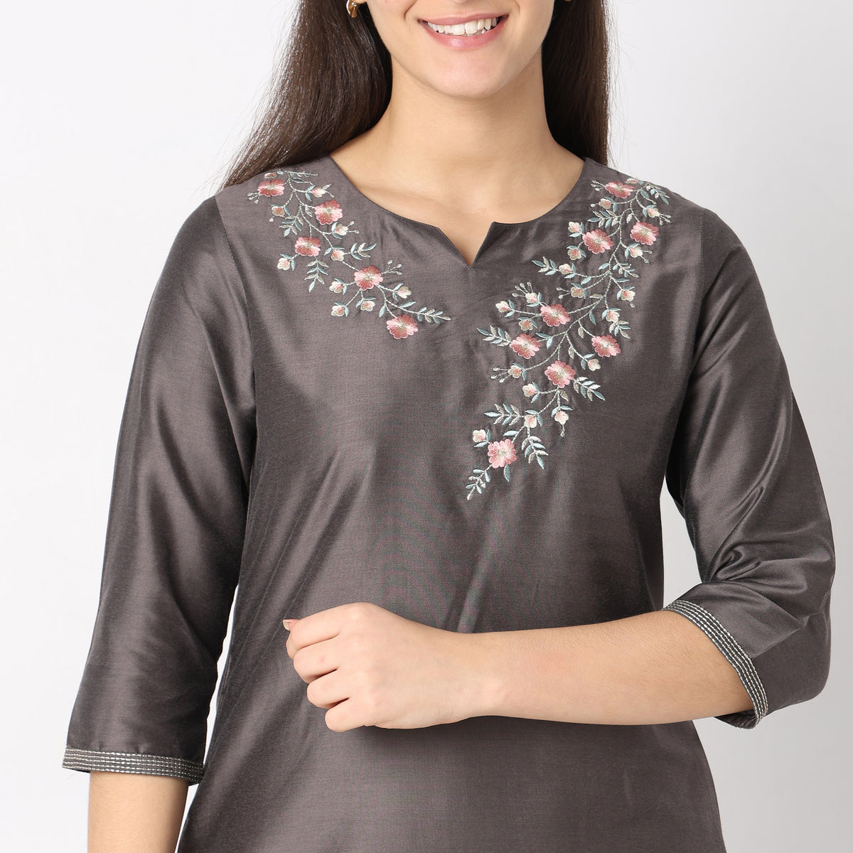 Straight Fit Embroidered Kurta