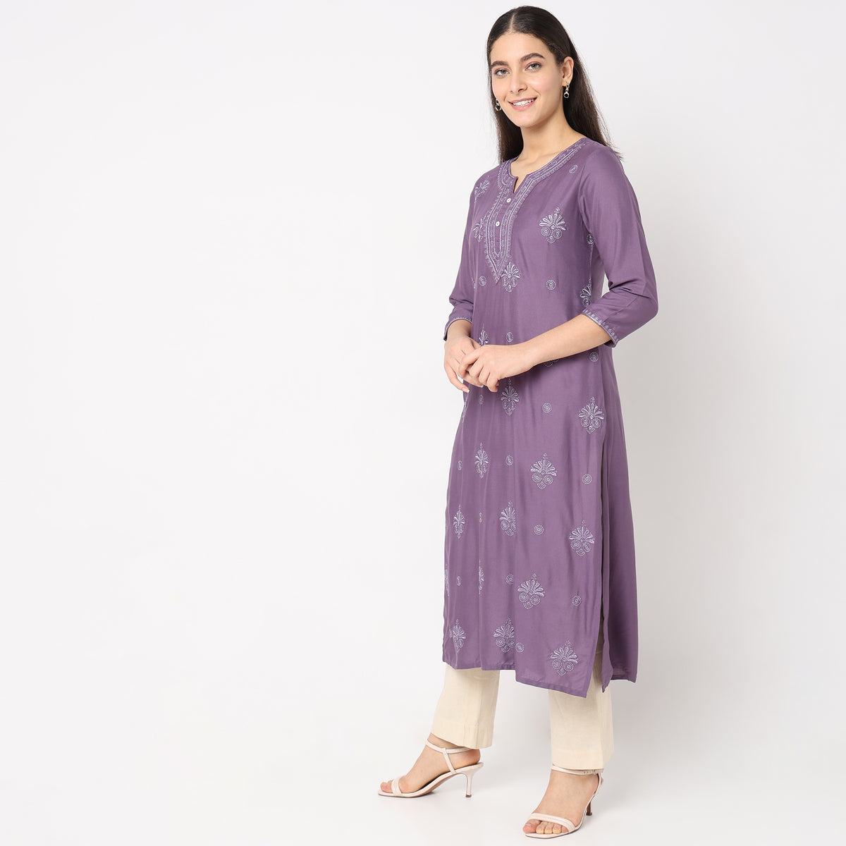 Straight Fit Embroidered Kurta