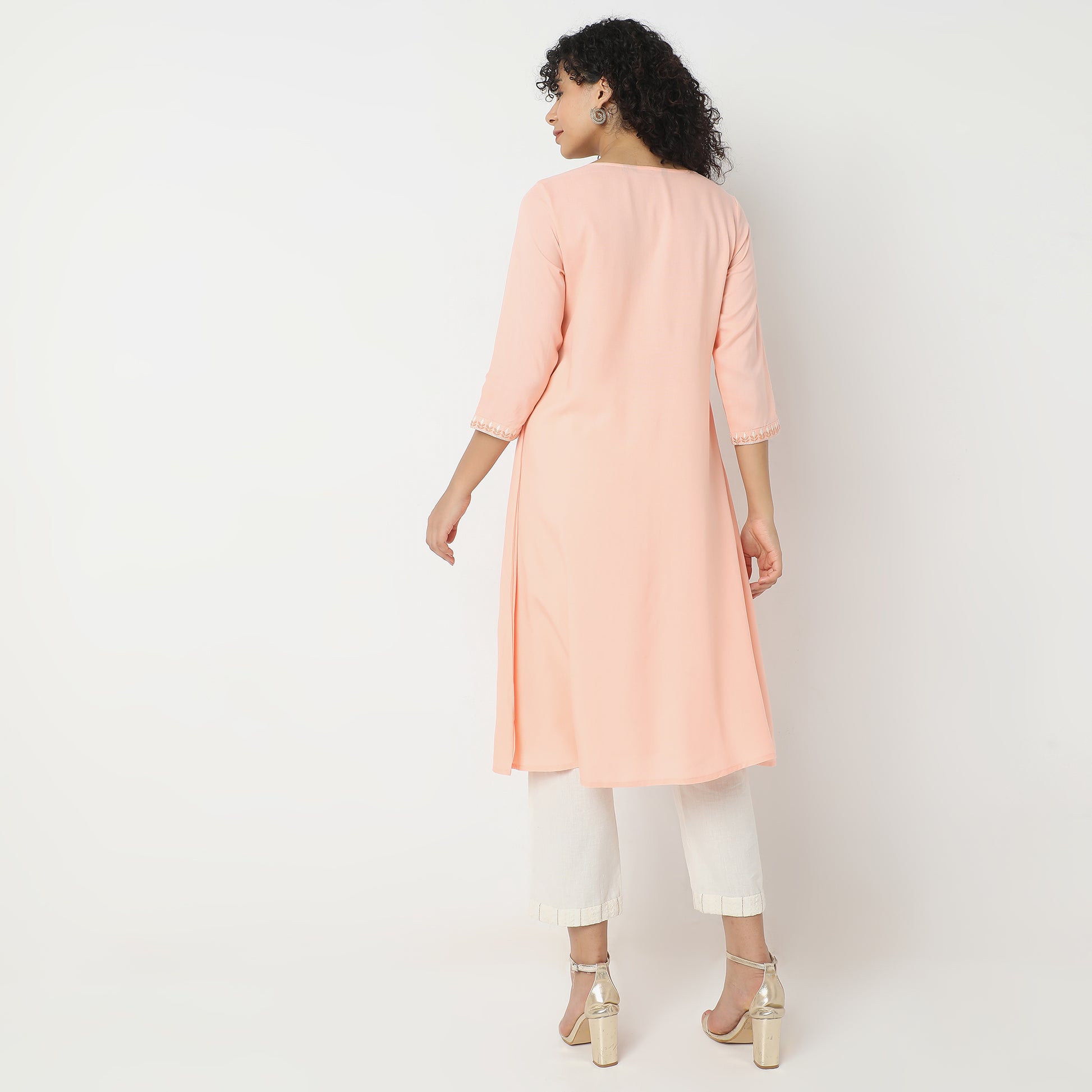 Straight Fit Embroidered Kurta