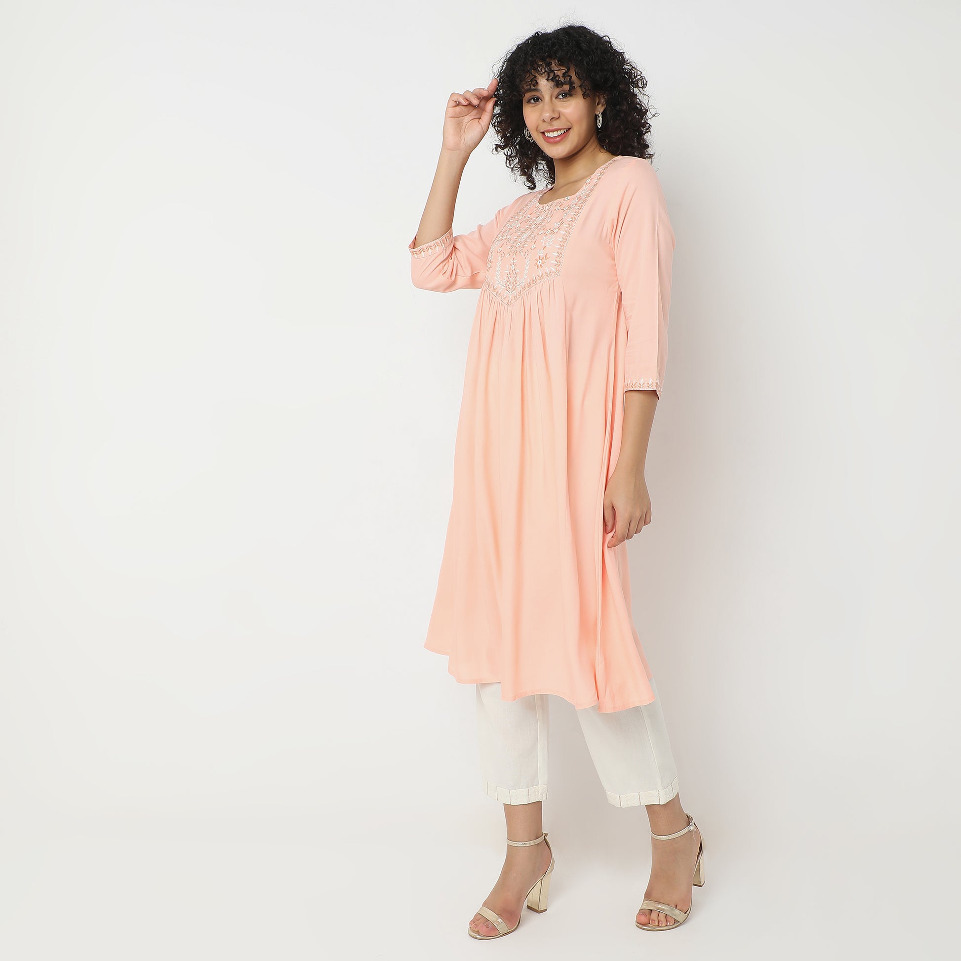 Straight Fit Embroidered Kurta