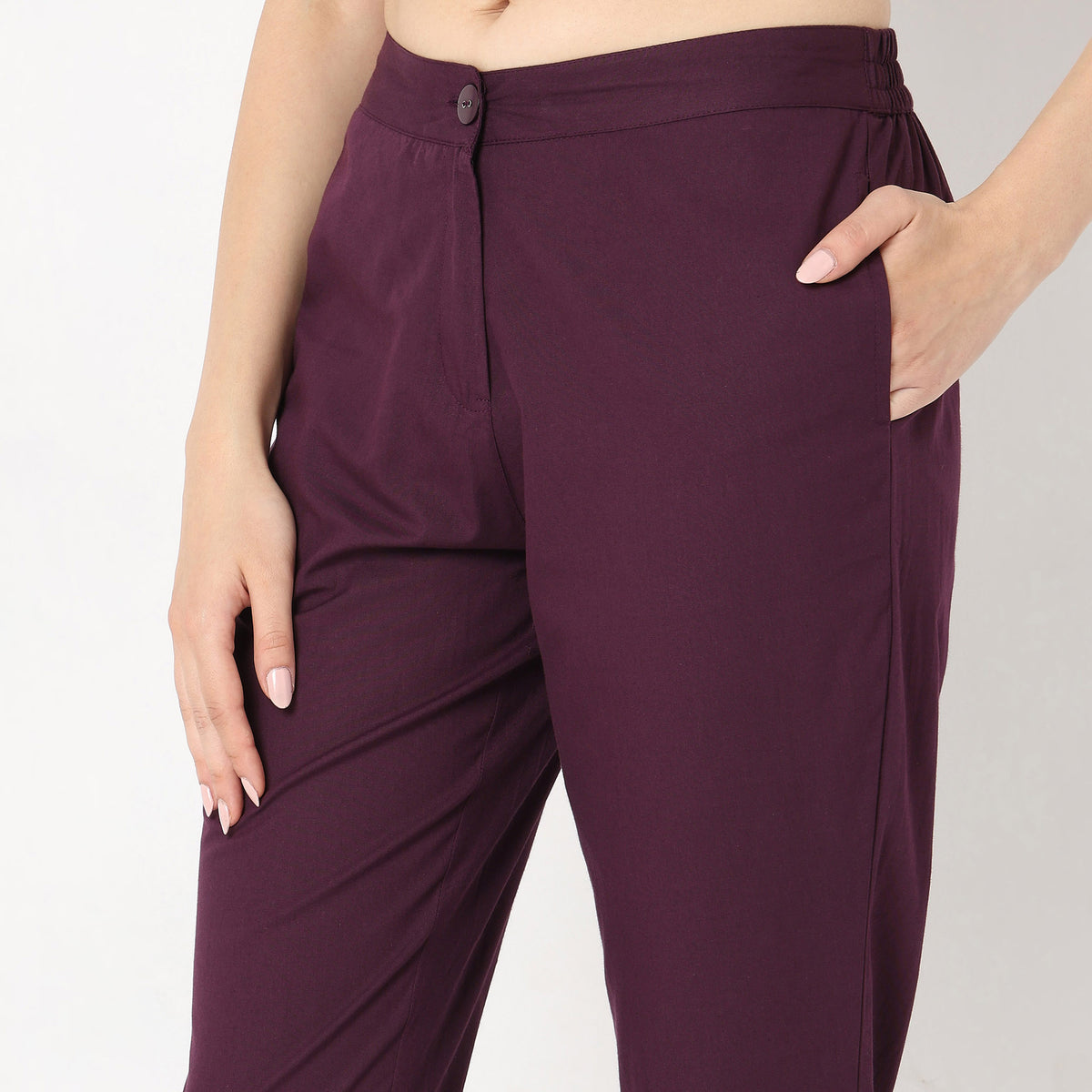 Slim Fit Solid Mid Rise Pants