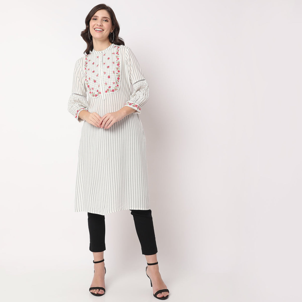 Women Wearing Flare Fit Checkered Kurta