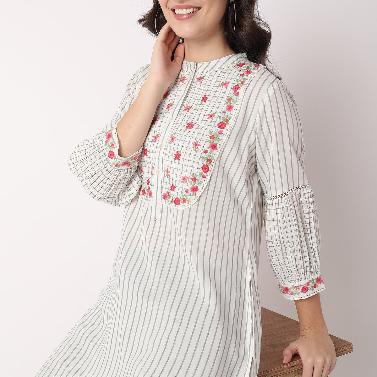 Women Wearing Flare Fit Checkered Kurta