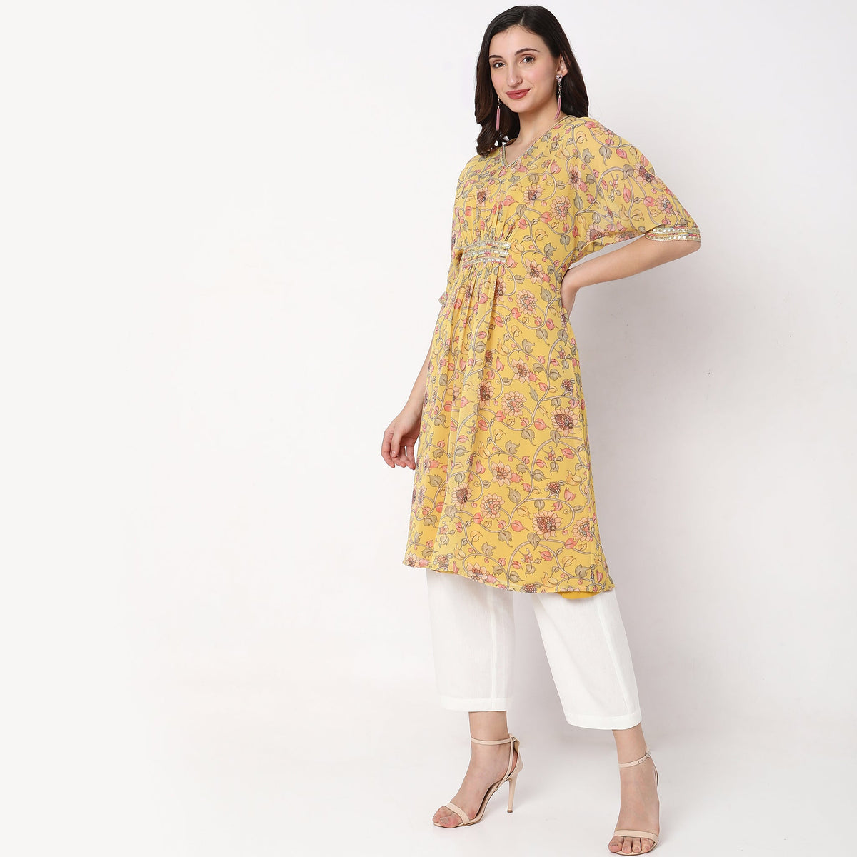 Women Wearing Relaxed Fit Kalamkari Kurta