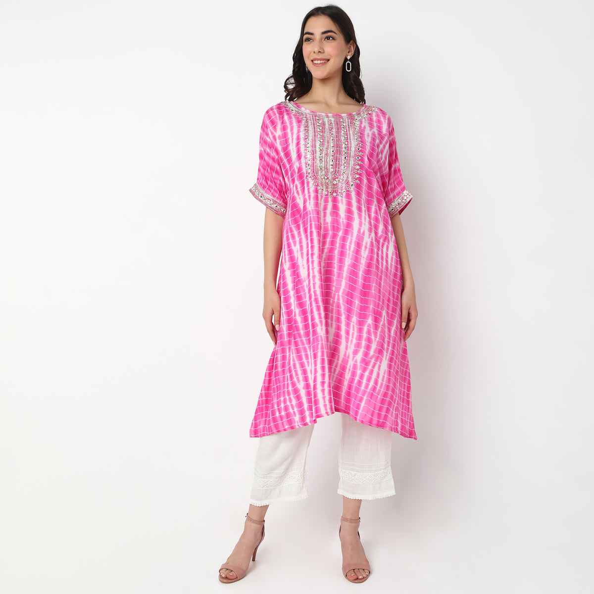 Boxy Fit Embellished Kurta