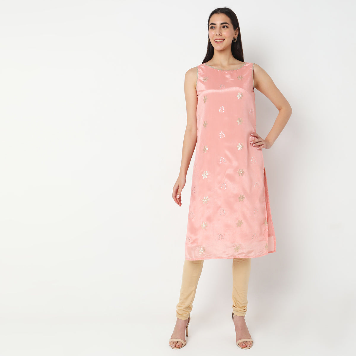 Straight Fit Embellished Kurta