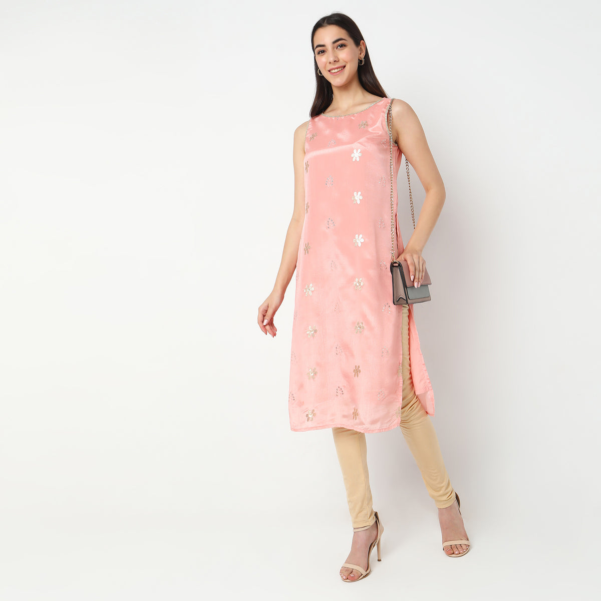 Straight Fit Embellished Kurta