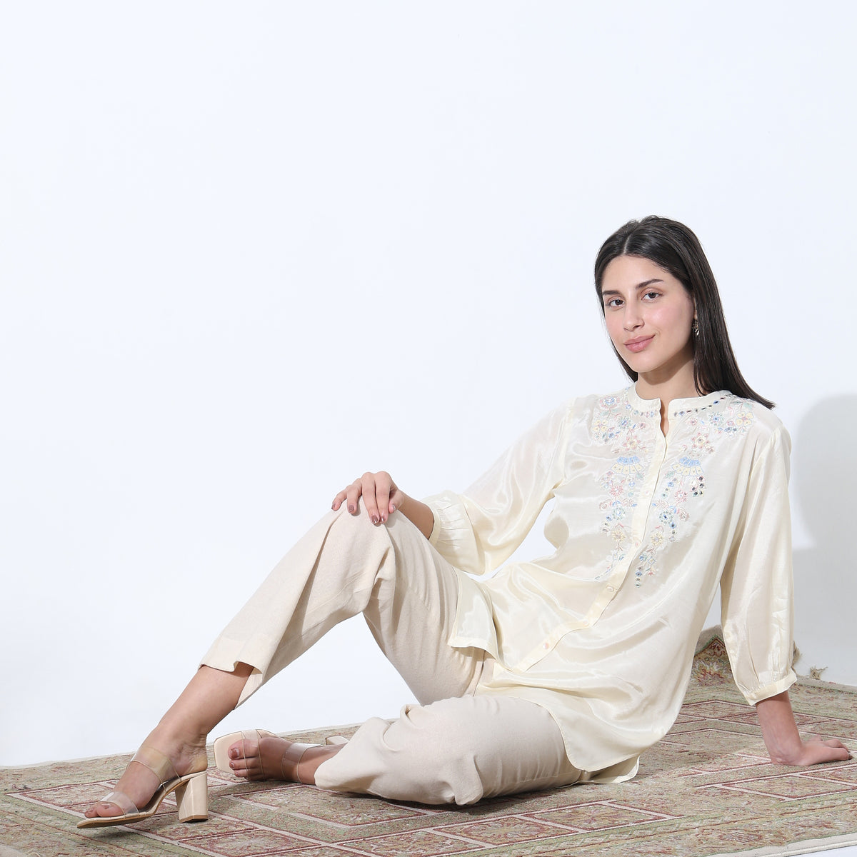 Straight Fit Embroidered Kurta