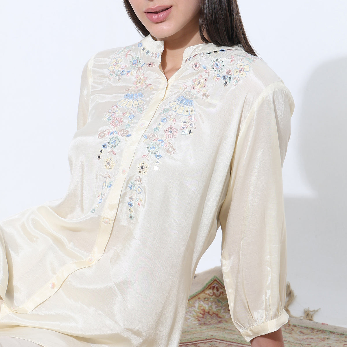 Straight Fit Embroidered Kurta