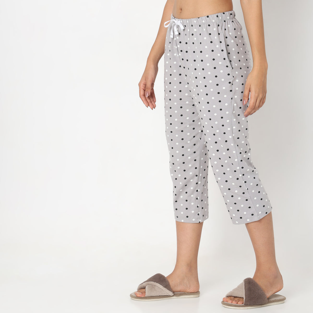 Regular Fit Polka Dot Capris