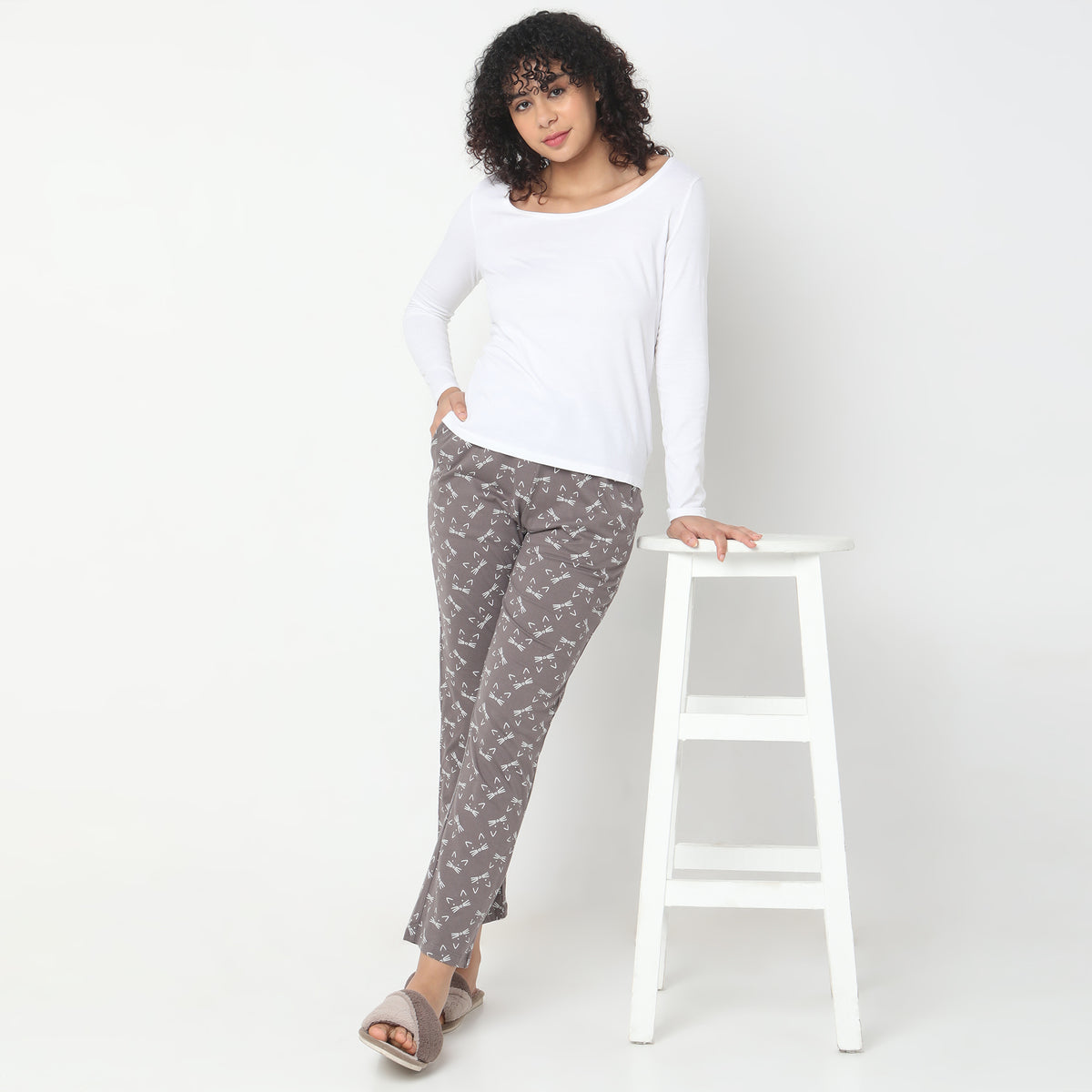 Regular Fit Animal Printed Mid Rise Pyjamas