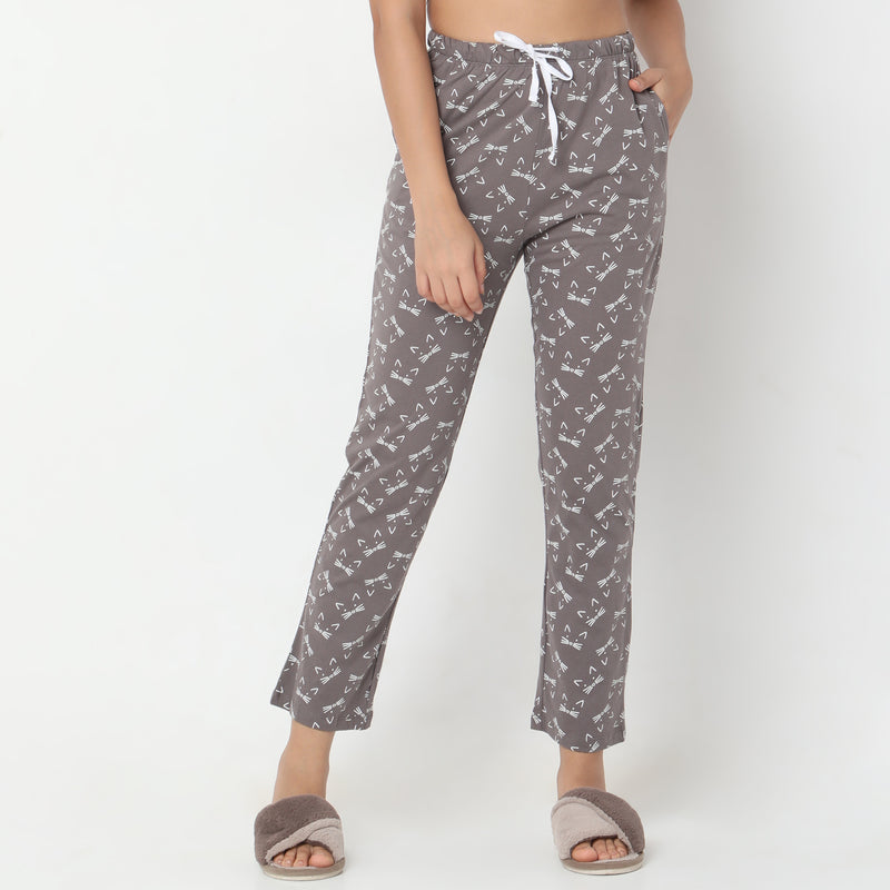 Regular Fit Animal Printed Mid Rise Pyjamas