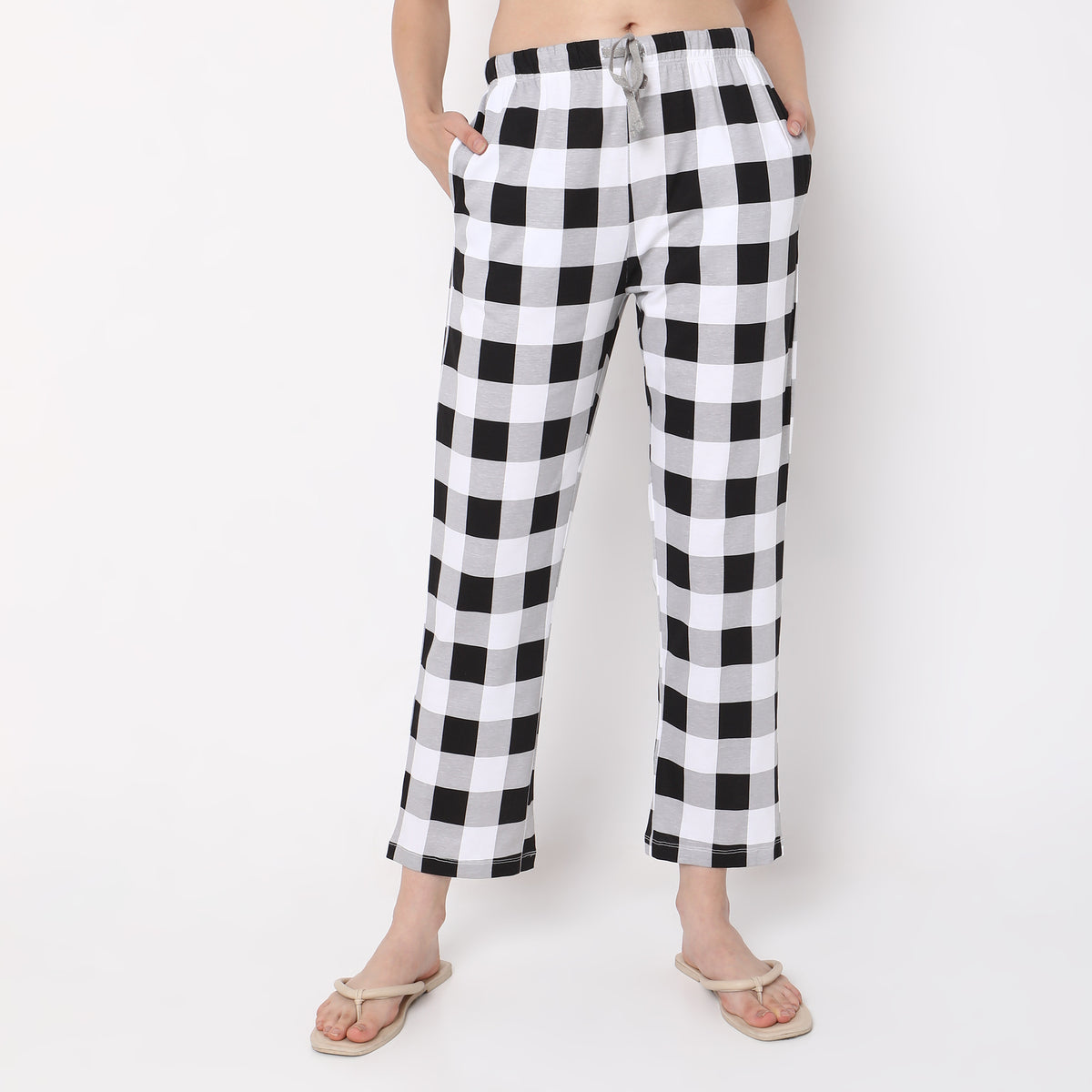 Women Wearing Regular Fit Checkered Mid Rise Pyjamas