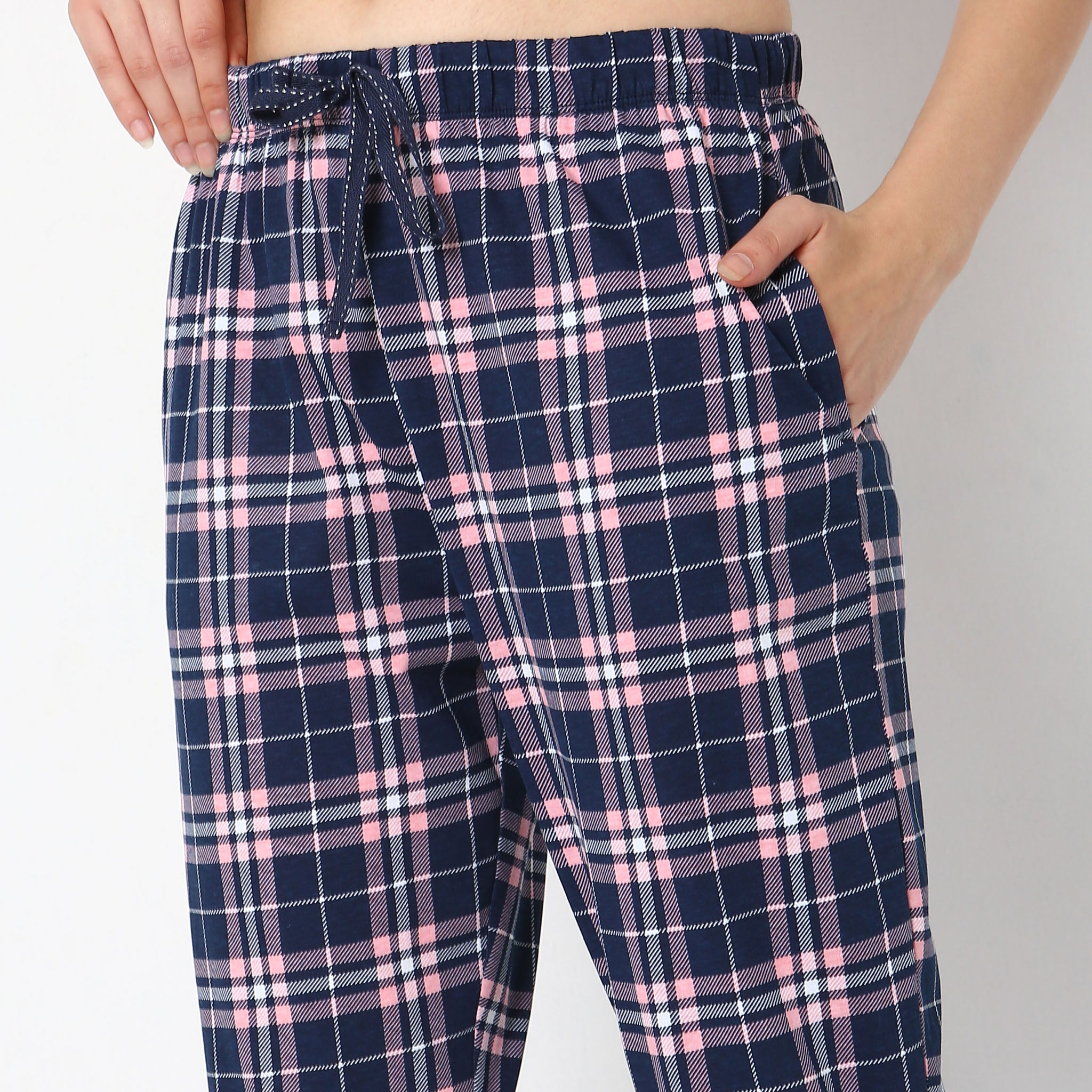Women Wearing Regular Fit Checkered Mid Rise Pyjamas