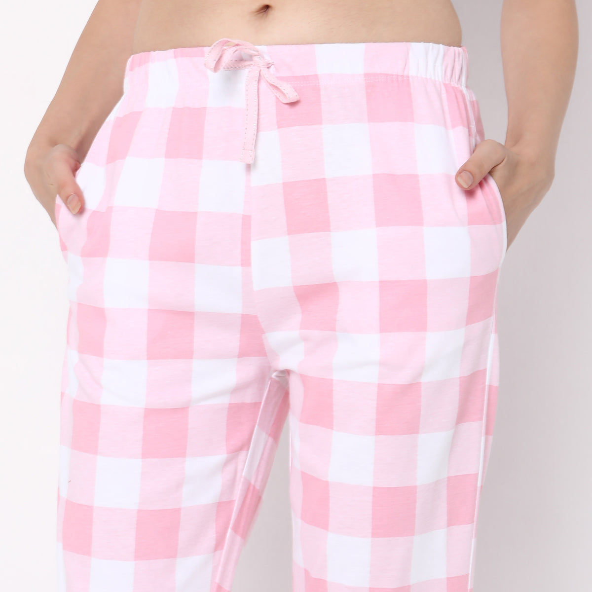 Women Wearing Regular Fit Checkered Mid Rise Pyjamas