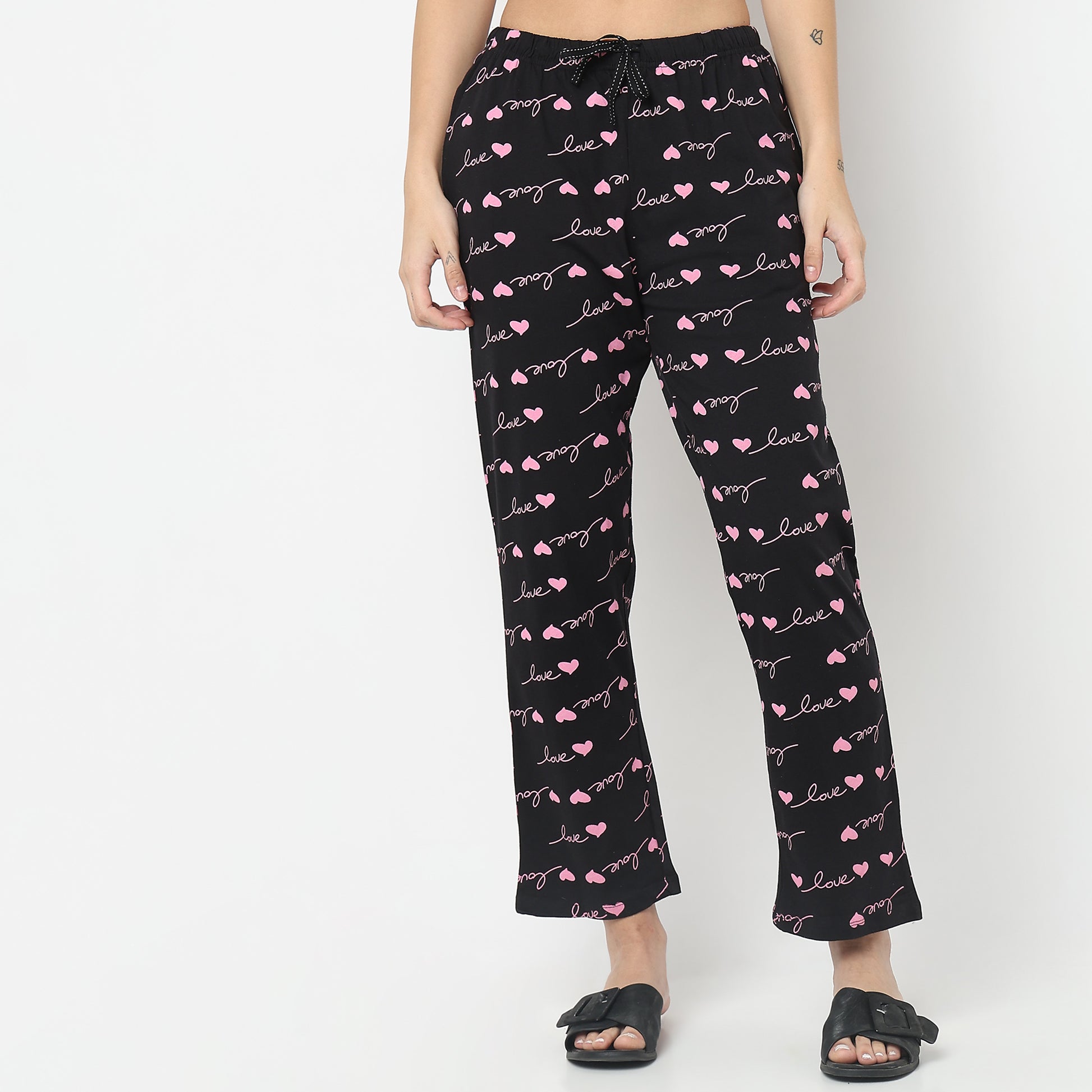 Regular Fit Printed Mid Rise Pyjamas