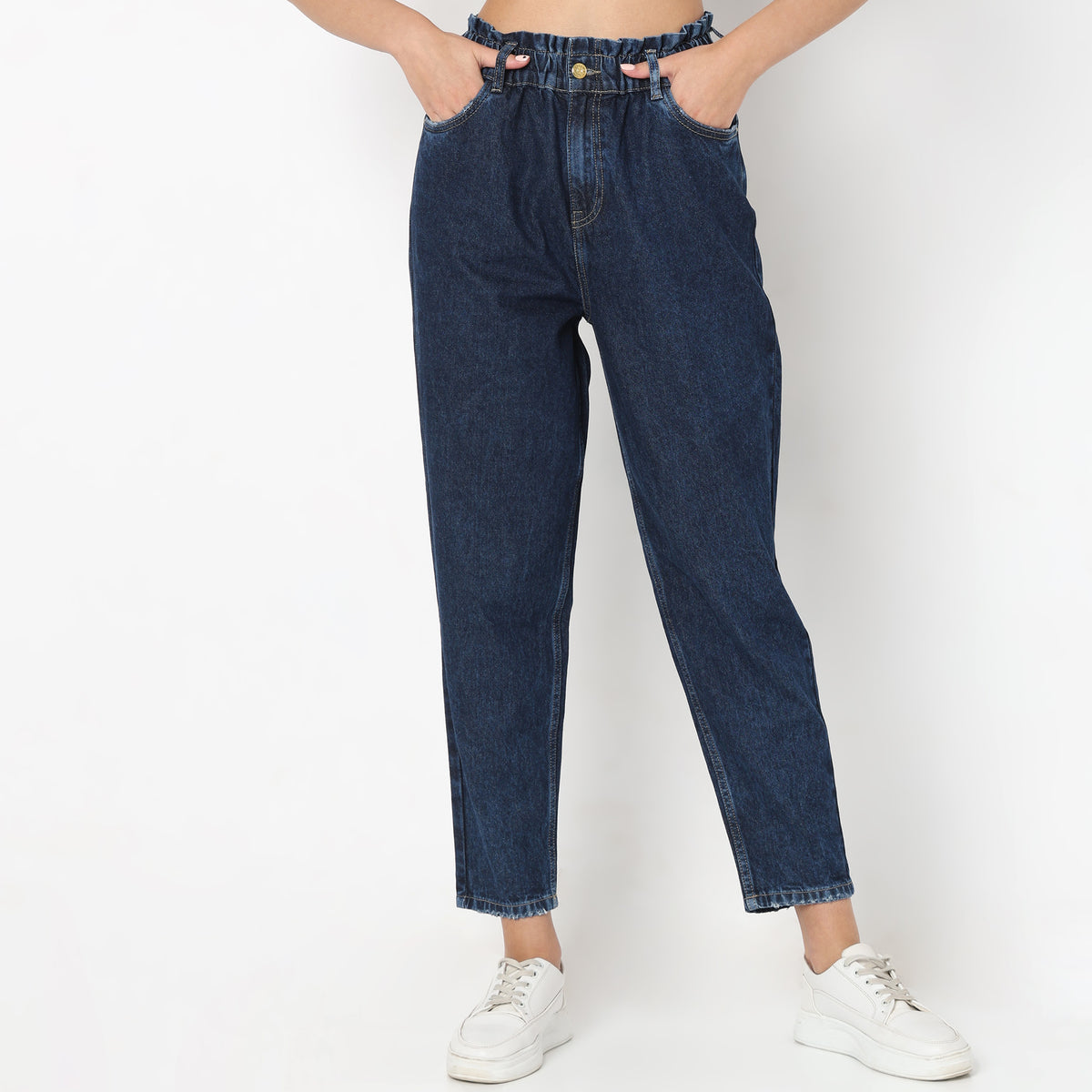 Slouch Fit Solid High Rise Jeans