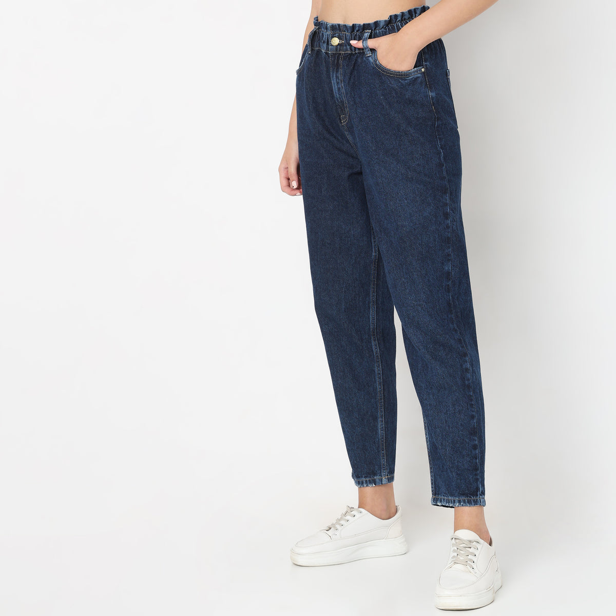 Slouch Fit Solid High Rise Jeans