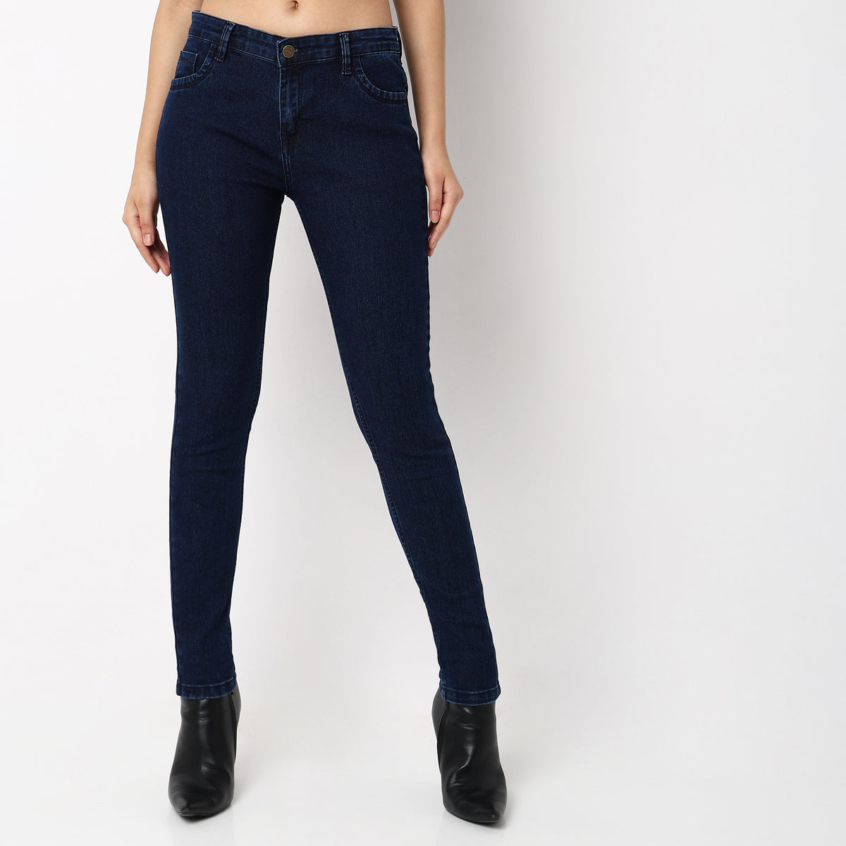 Skinny Fit Solid Mid Rise Jeans