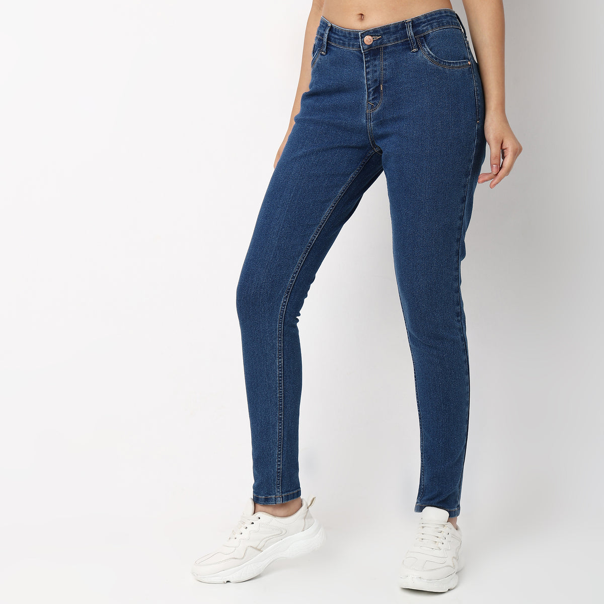 Skinny Fit Solid Mid Rise Jeans