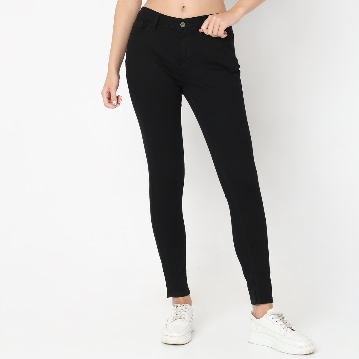 Skinny Fit Solid Mid Rise Jeans