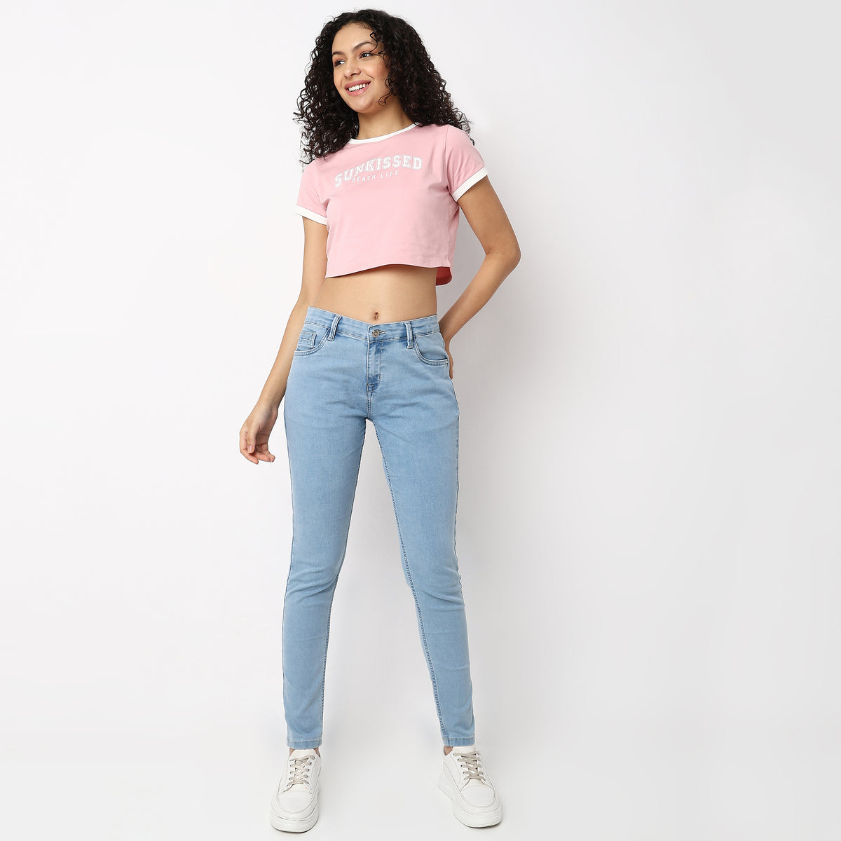 Skinny Fit Solid Mid Rise Jeans