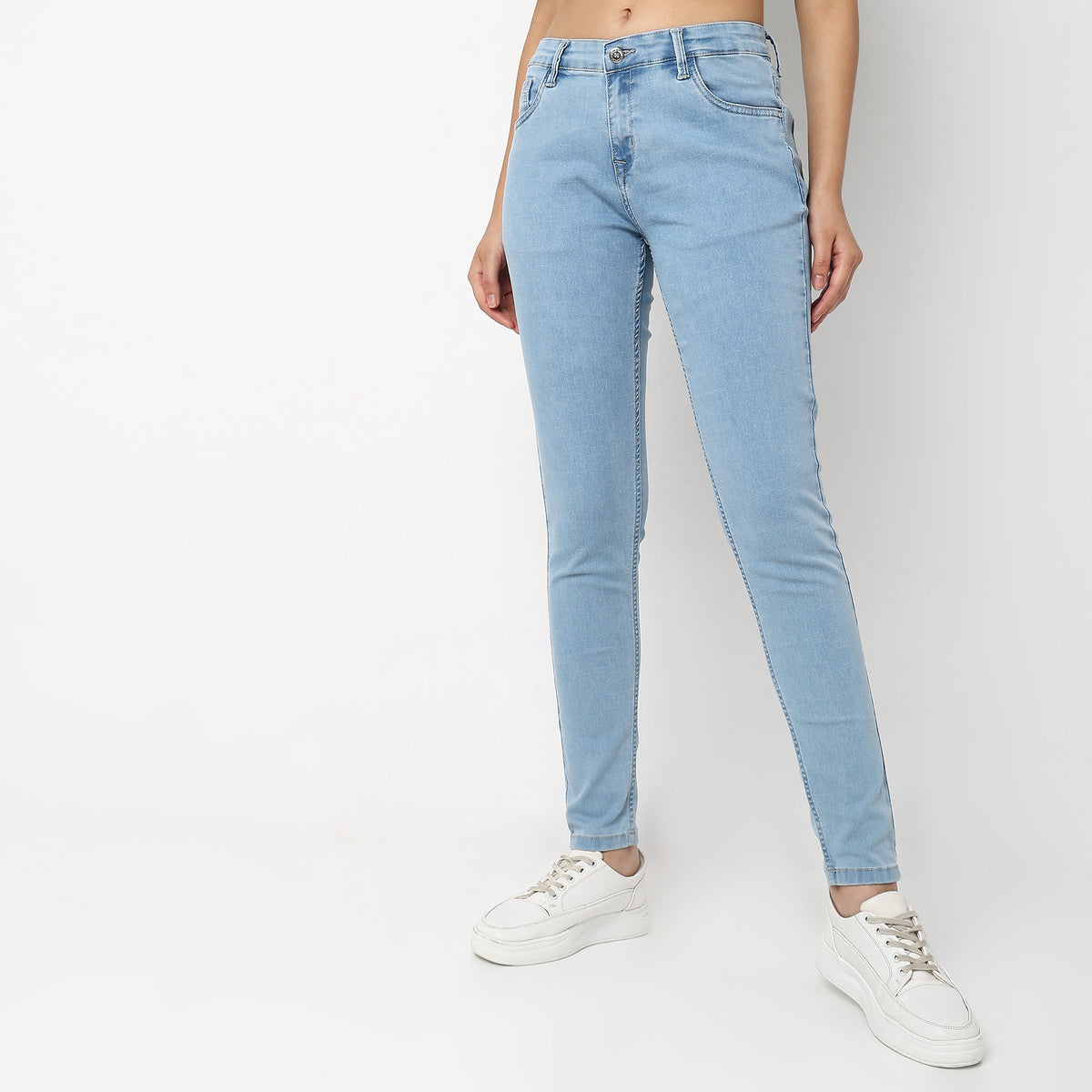 Skinny Fit Solid Mid Rise Jeans