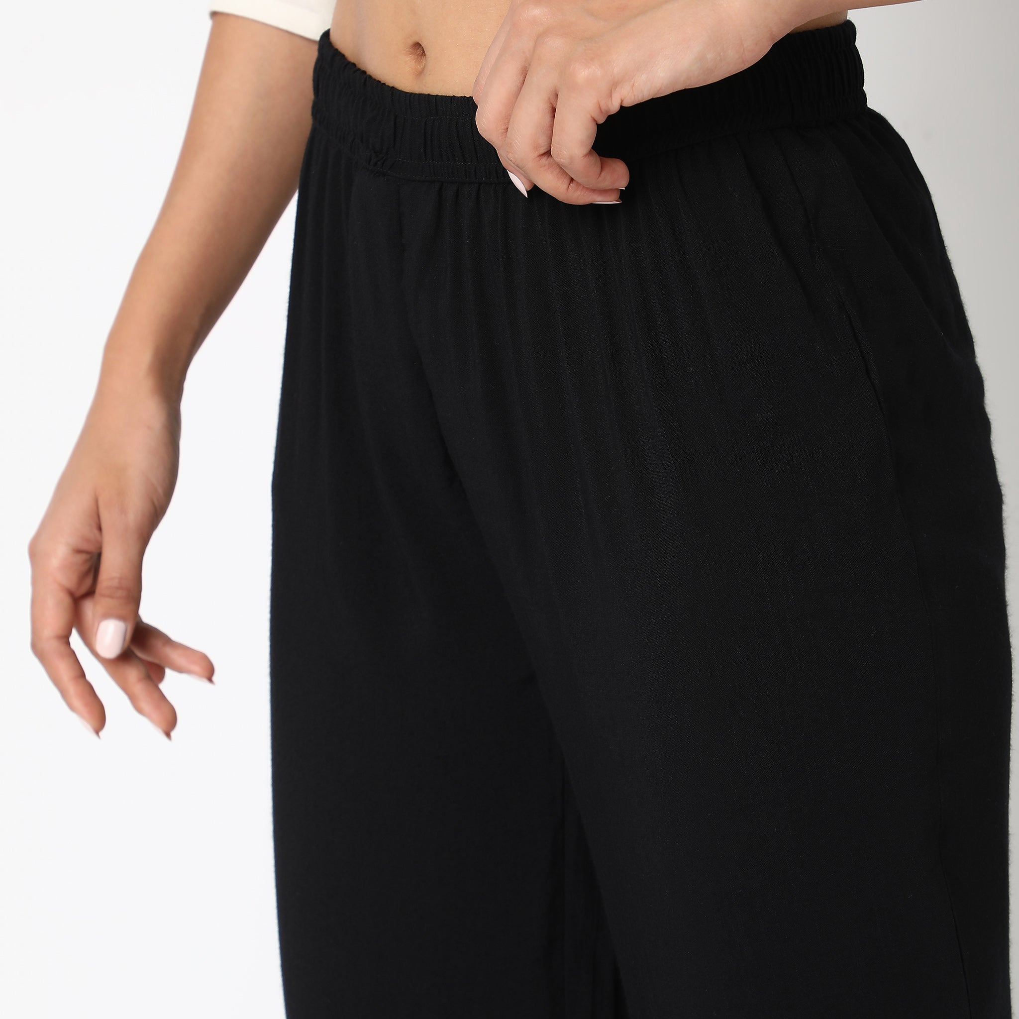 Regular Fit Embroidered Ethnic Pants