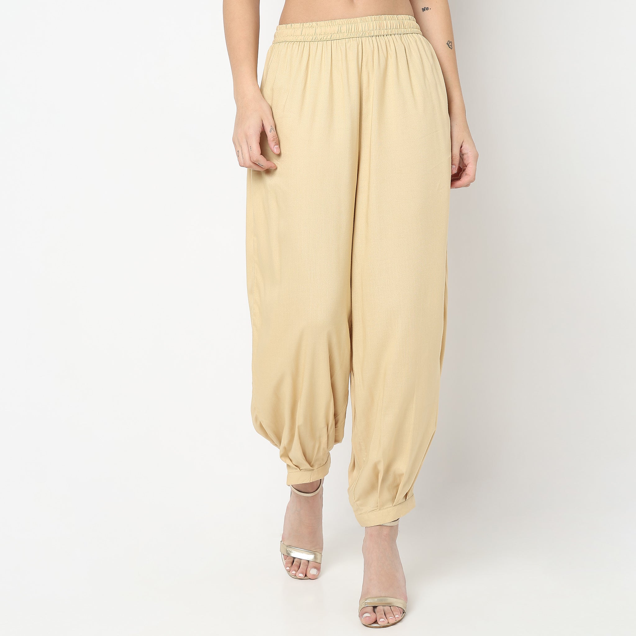 Relaxed Fit Solid High Rise Pants