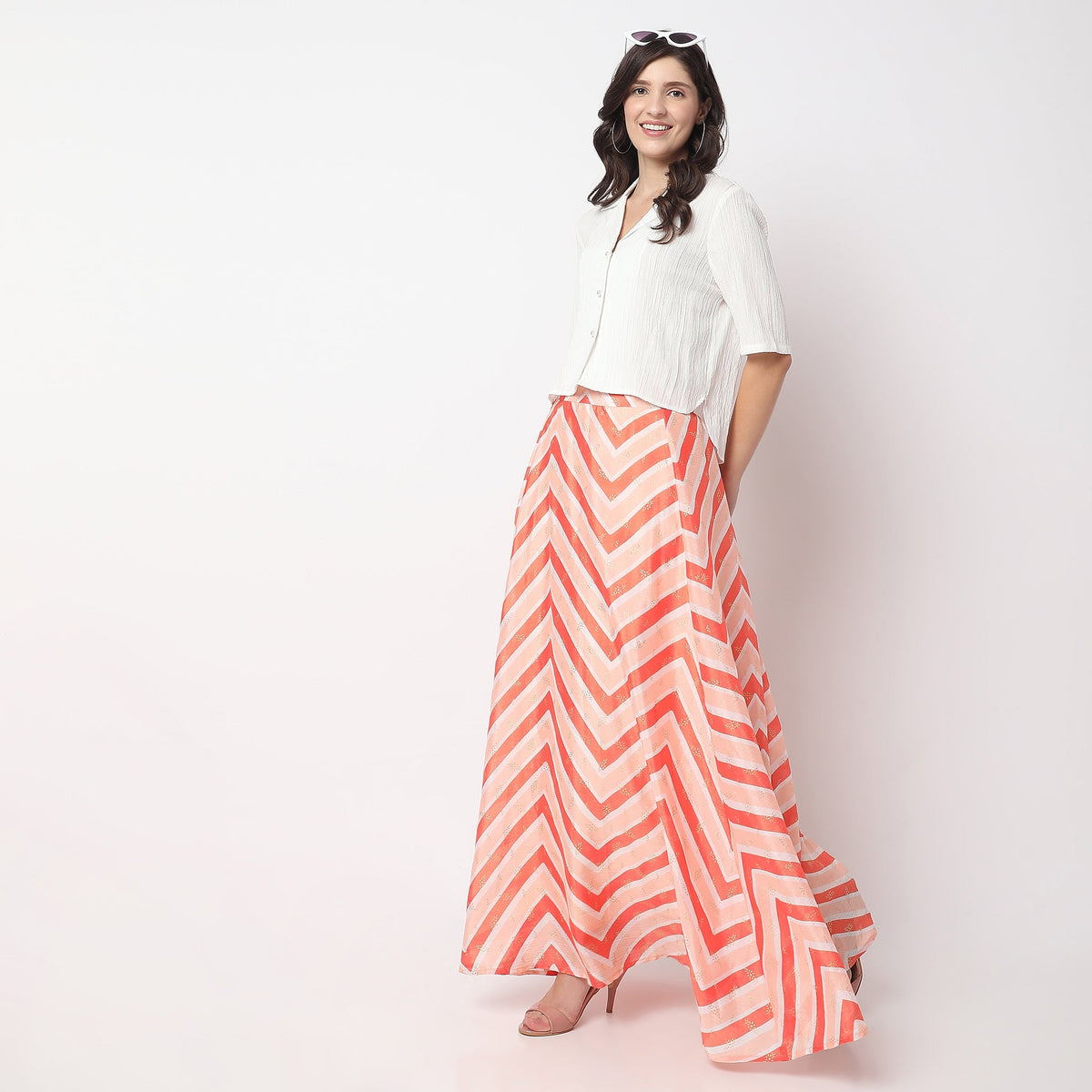 Women Wearing Flare Fit Printed Mid Rise Skirt