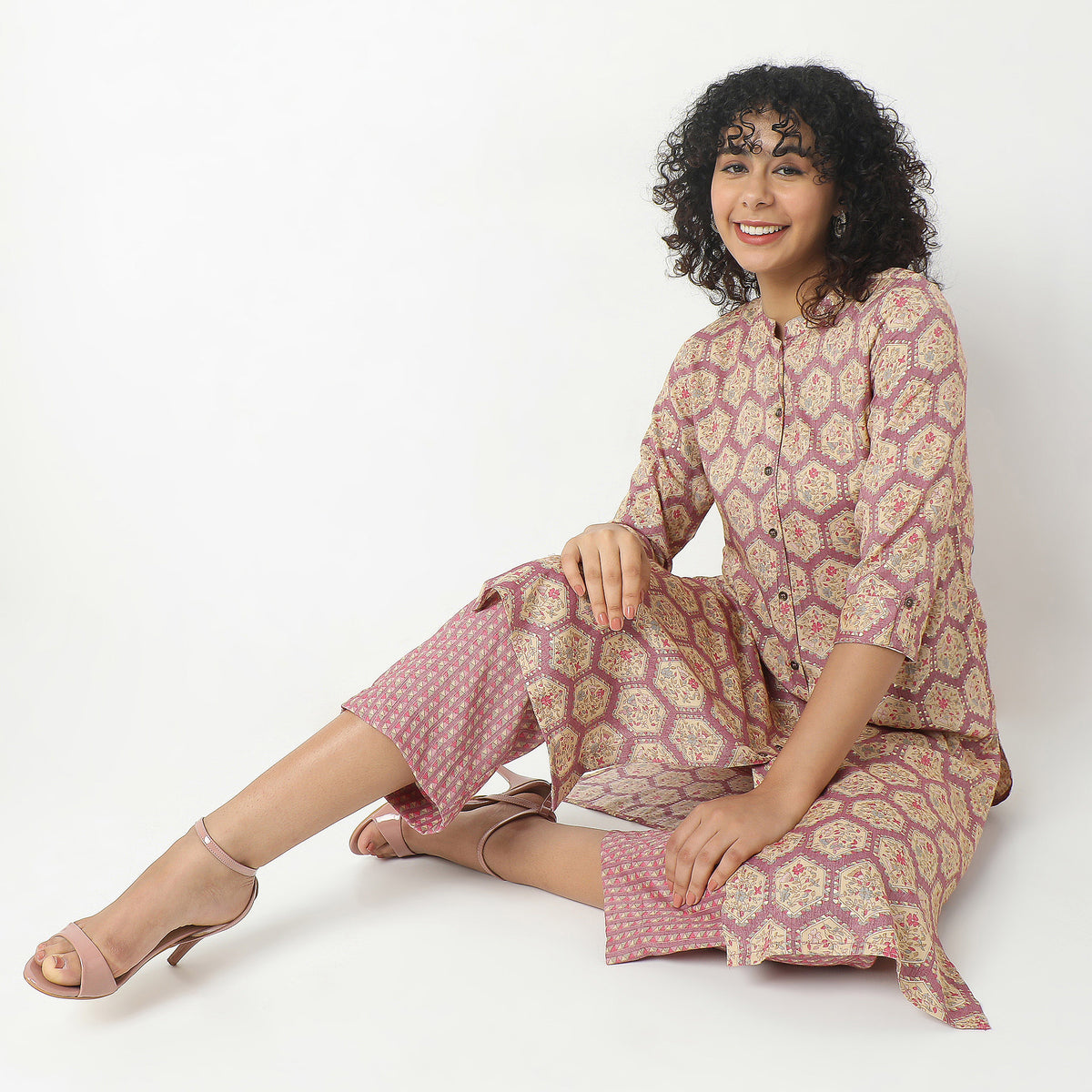 Regular Fit Printed Kurta Sets