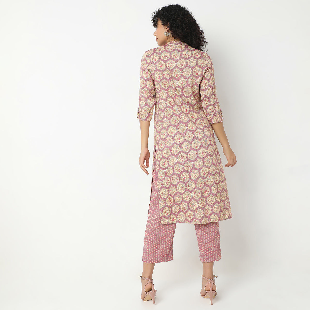 Regular Fit Printed Kurta Sets