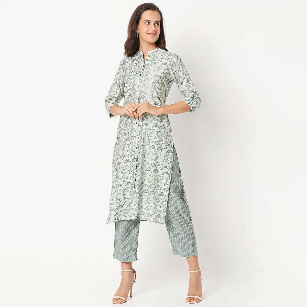 Regular Fit Printed Kurta Sets