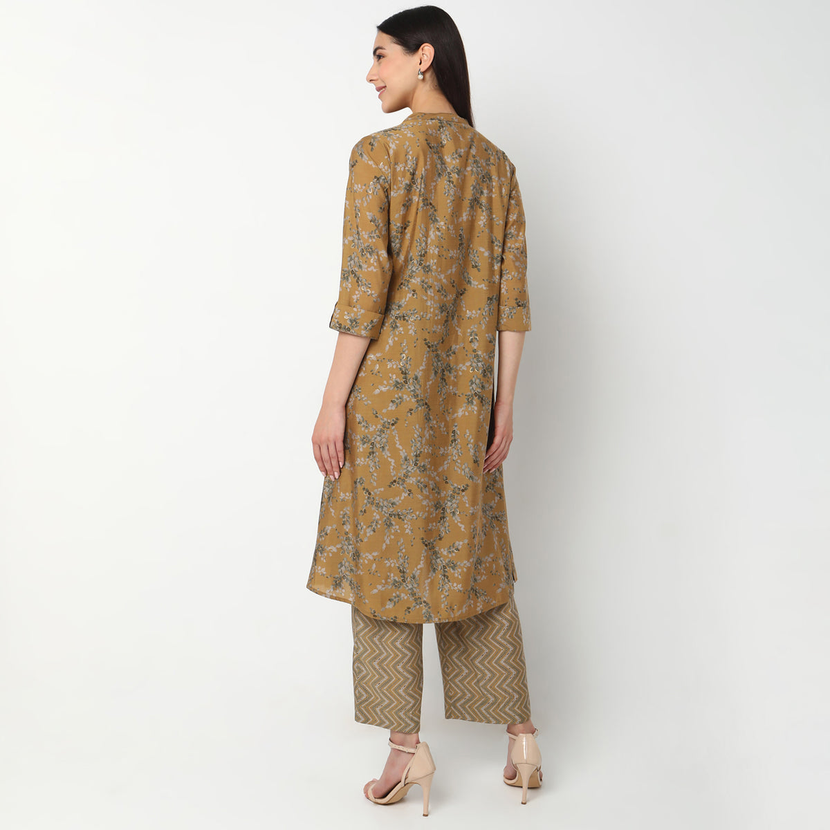 Regular Fit Printed Kurta Set