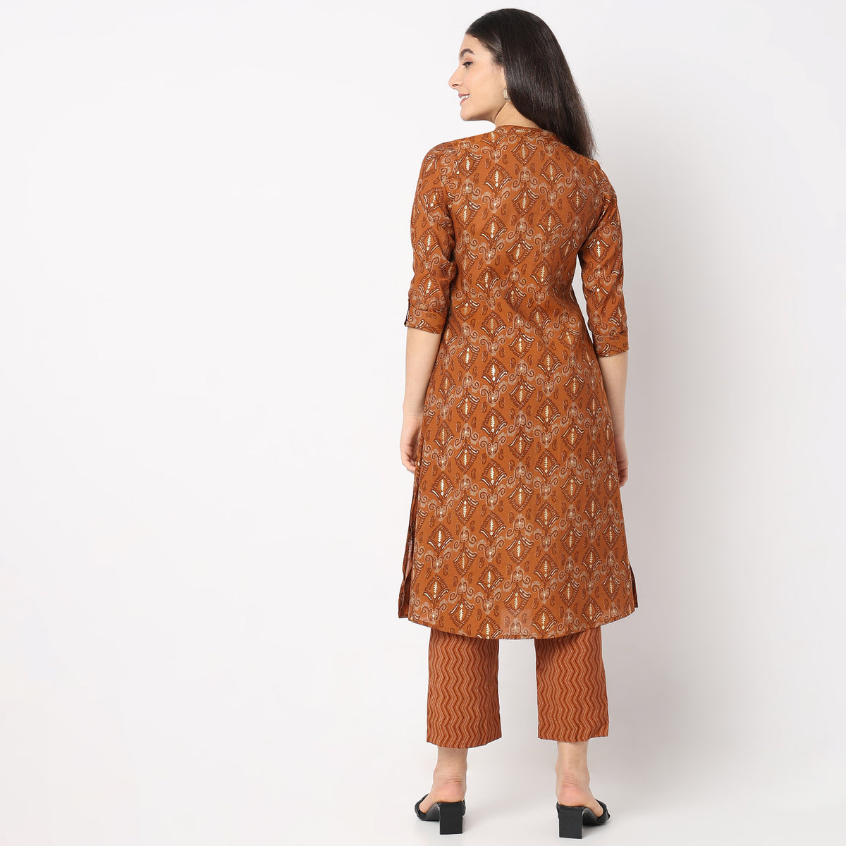 Regular Fit Printed Kurta Set