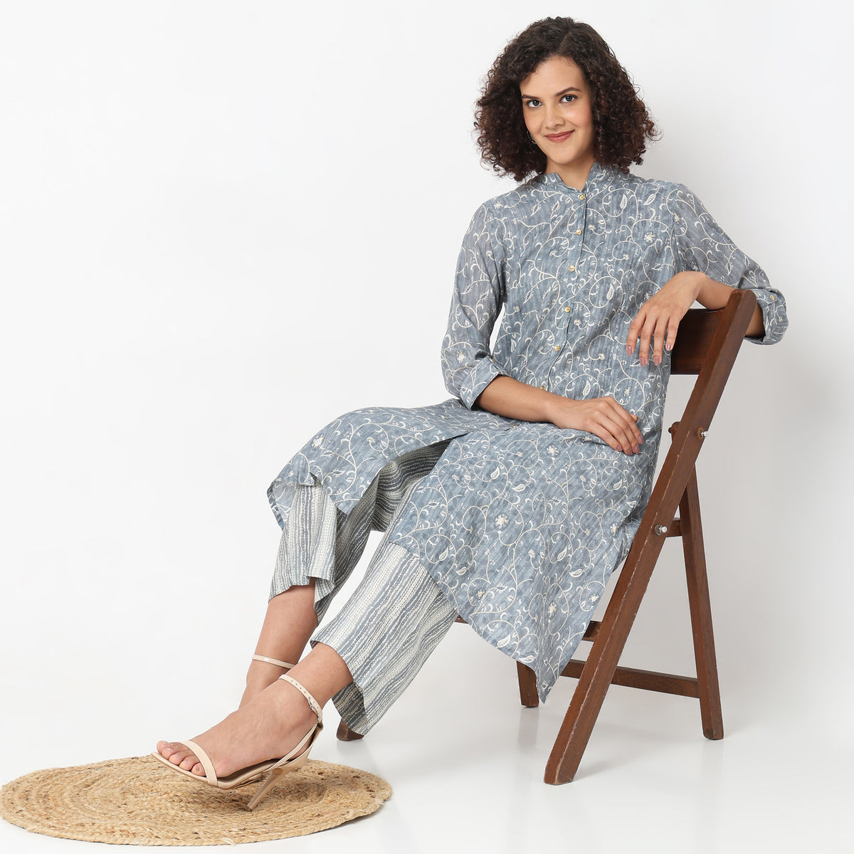 Regular Fit Printed Kurta Sets