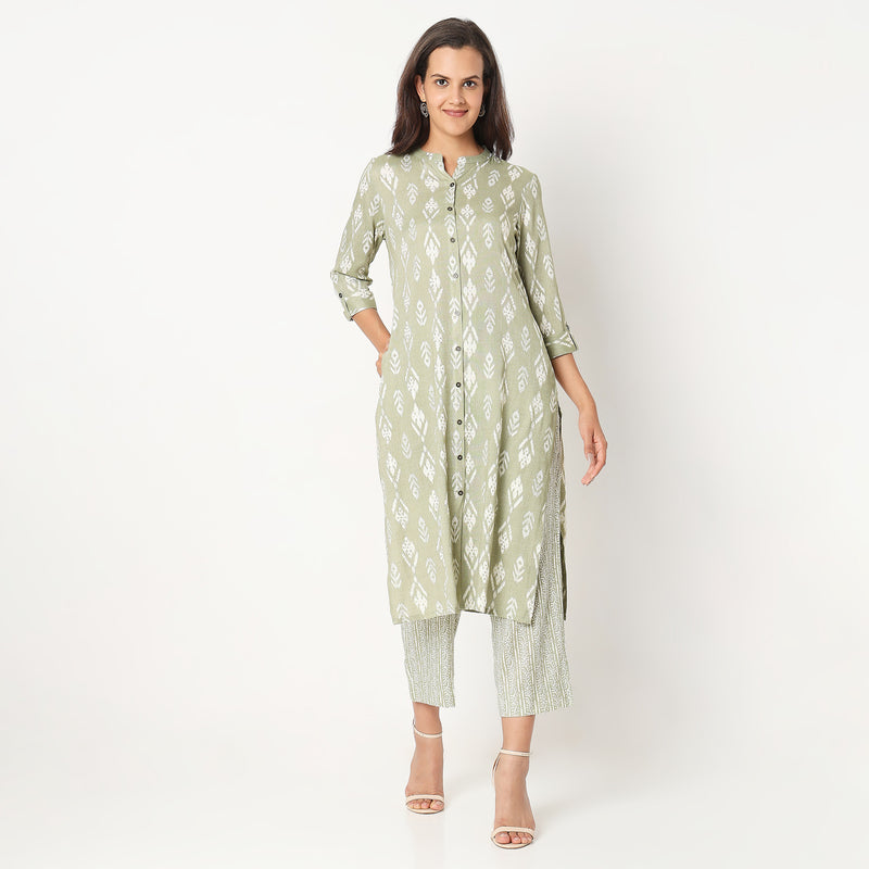 Regular Fit Printed Kurta Sets