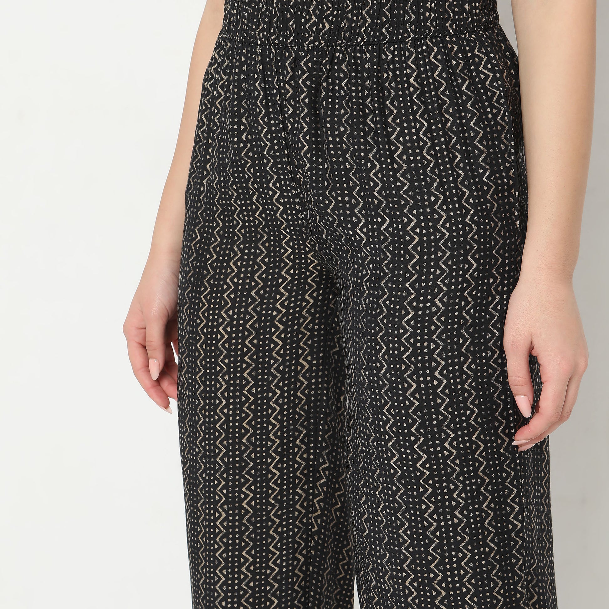 Regular Fit Printed Kurta Sets